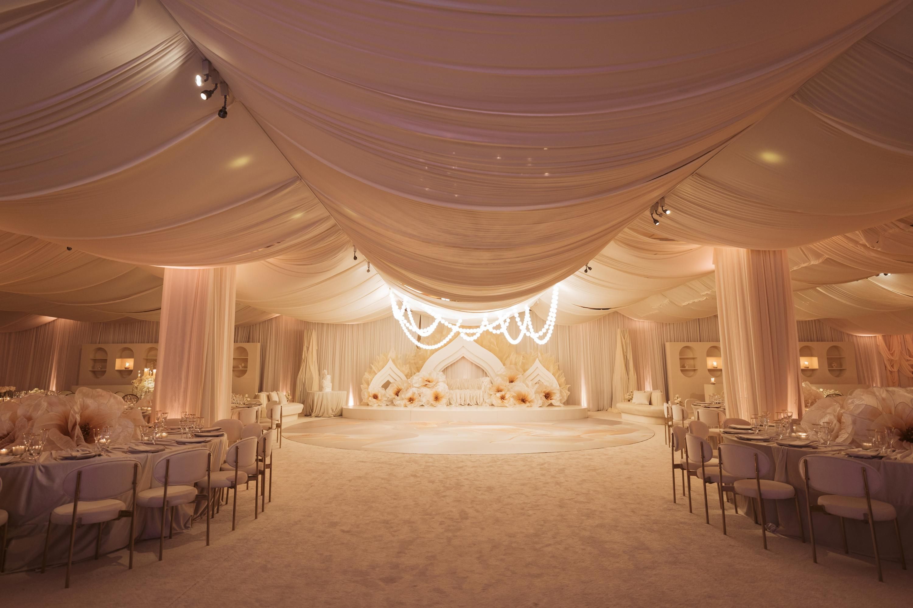 Banquet hall