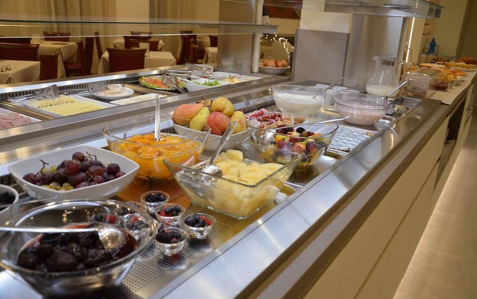 Buffet Photo
