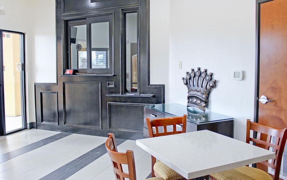 Dining room Photo