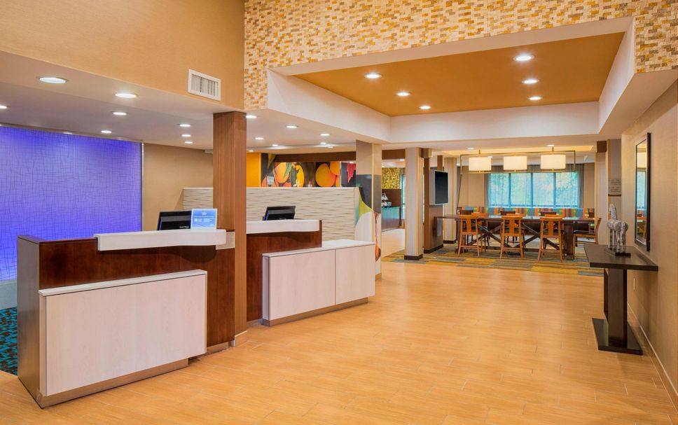 Front desk Photo