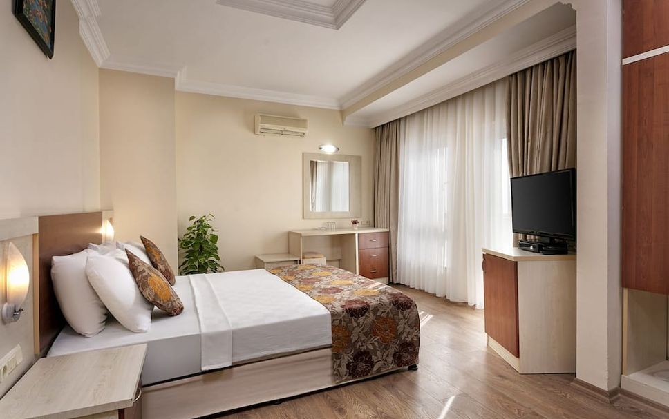 Bedroom Photo