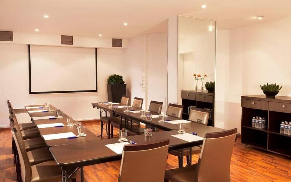 Conference room Photo