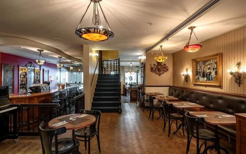 Bar Photo