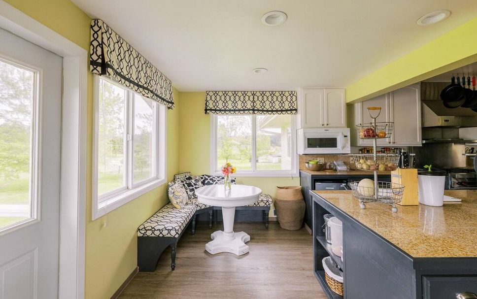 Kitchen Photo
