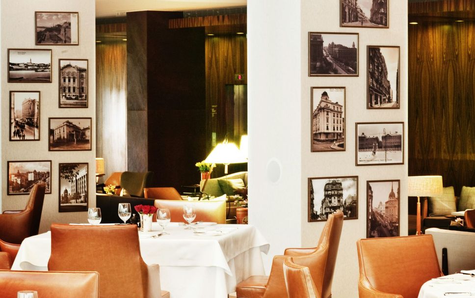 Restaurant Photo