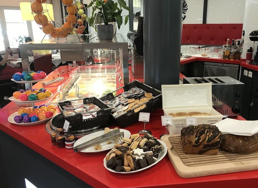 Buffet Photo