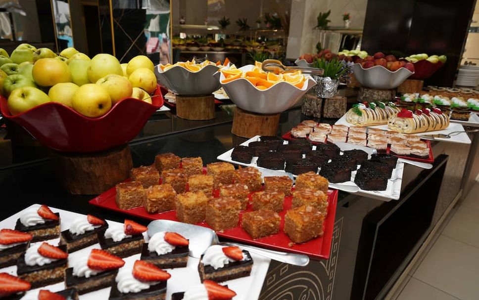 Buffet Photo