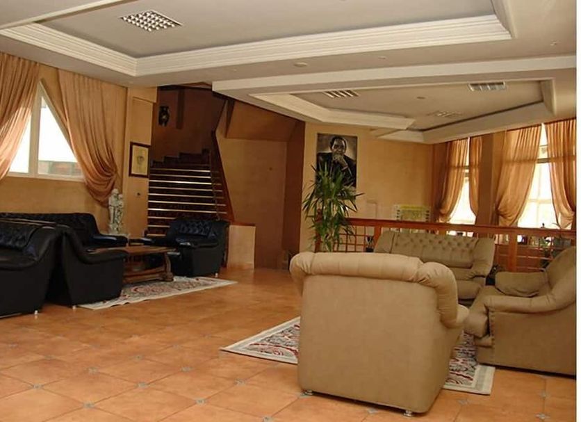 Lounge Photo