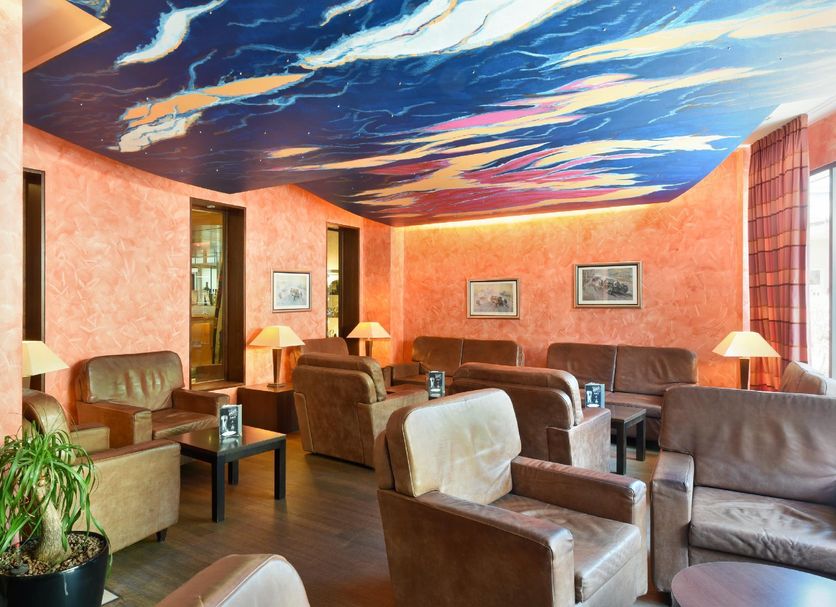 Lounge Photo