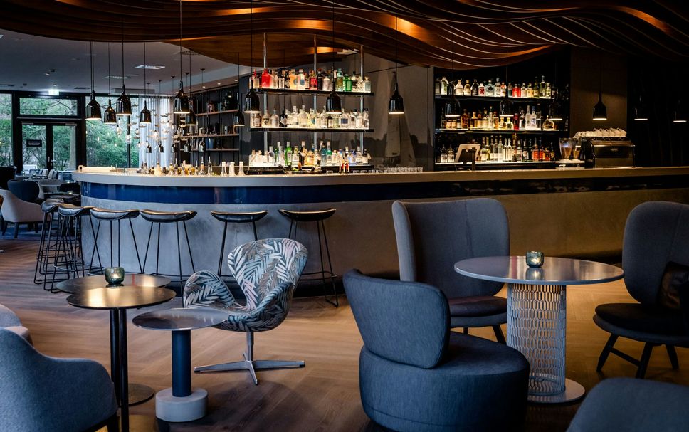 Bar Photo