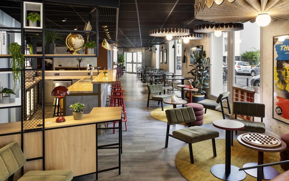 Restaurant Photo