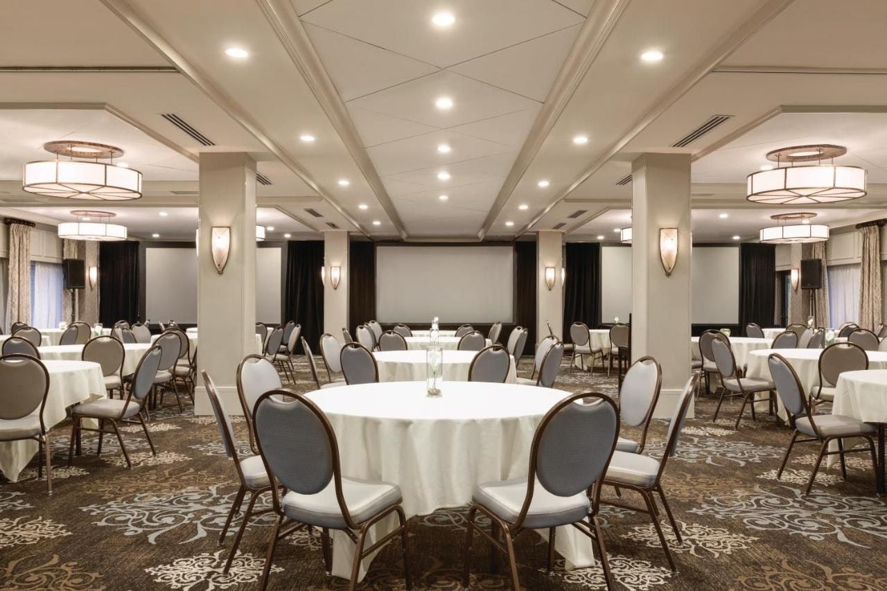 Banquet hall