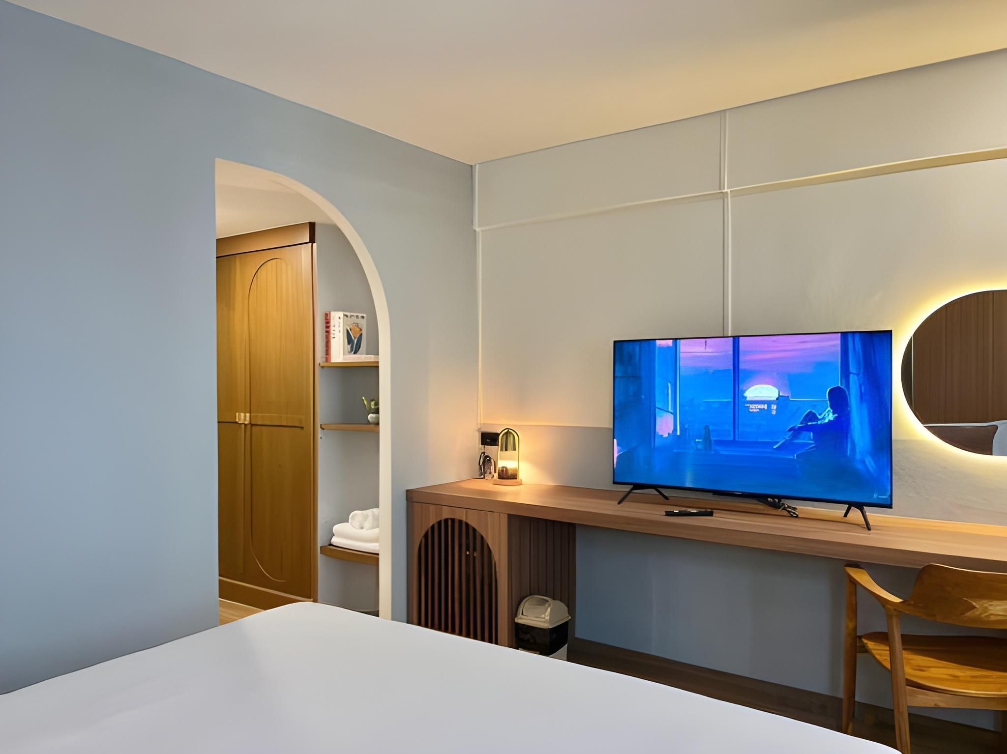 Room amenity