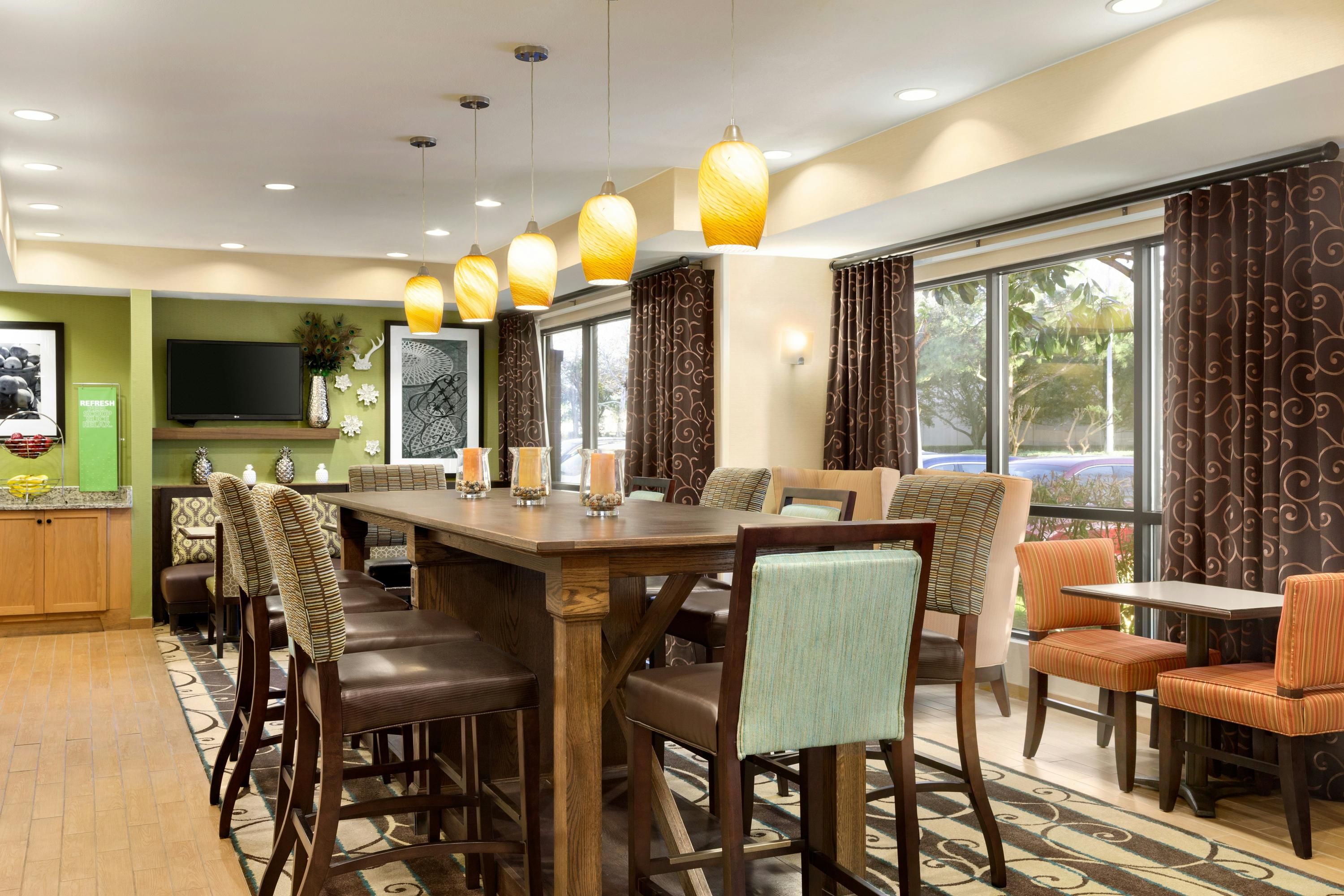 Dining room Photo