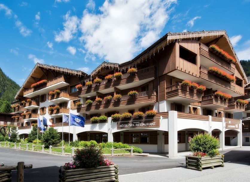 Building Photo