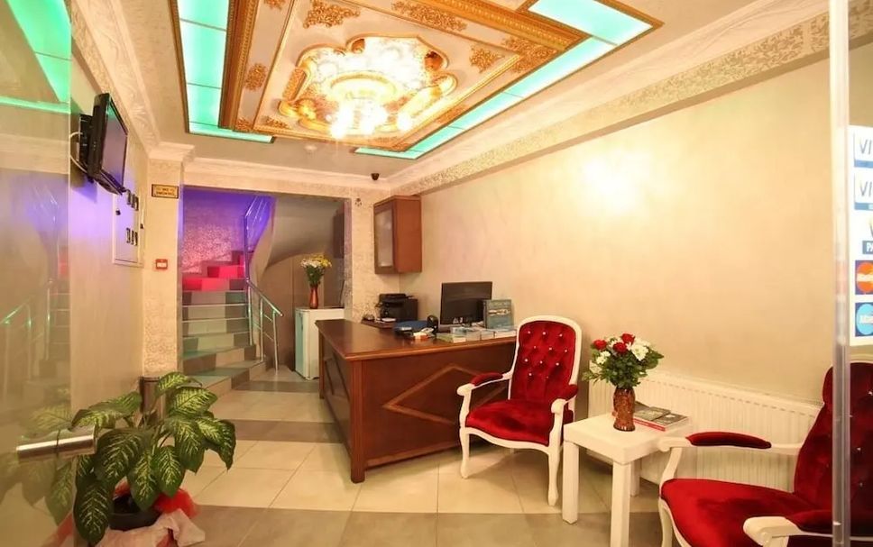 Front desk Photo