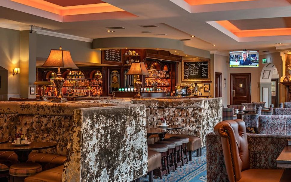 Bar Photo