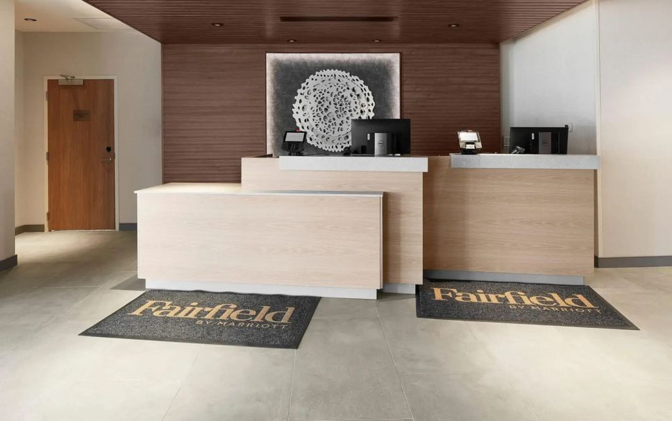 Front desk Photo
