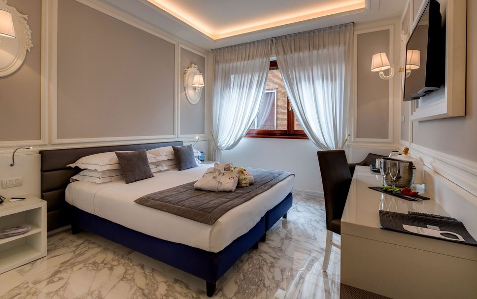 Bedroom Photo