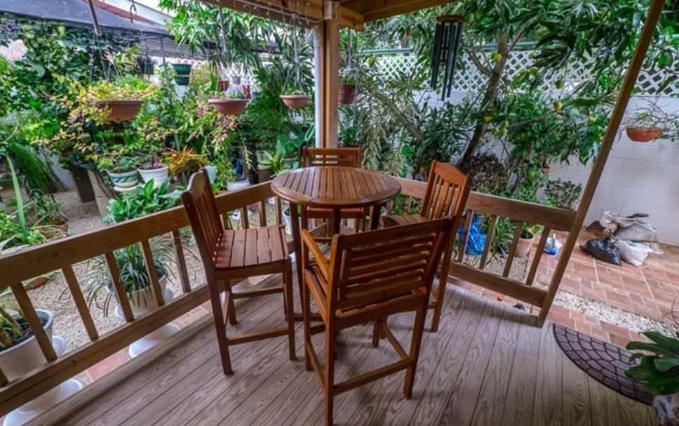 Balcony Photo