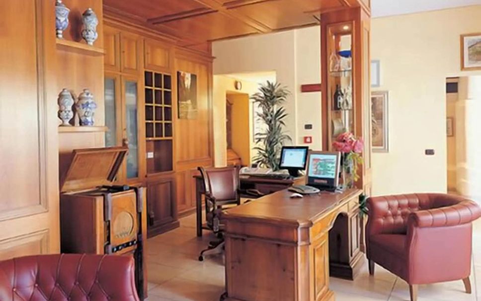 Business center Photo