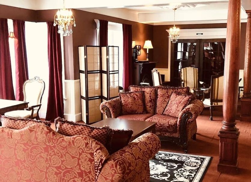 Lounge Photo