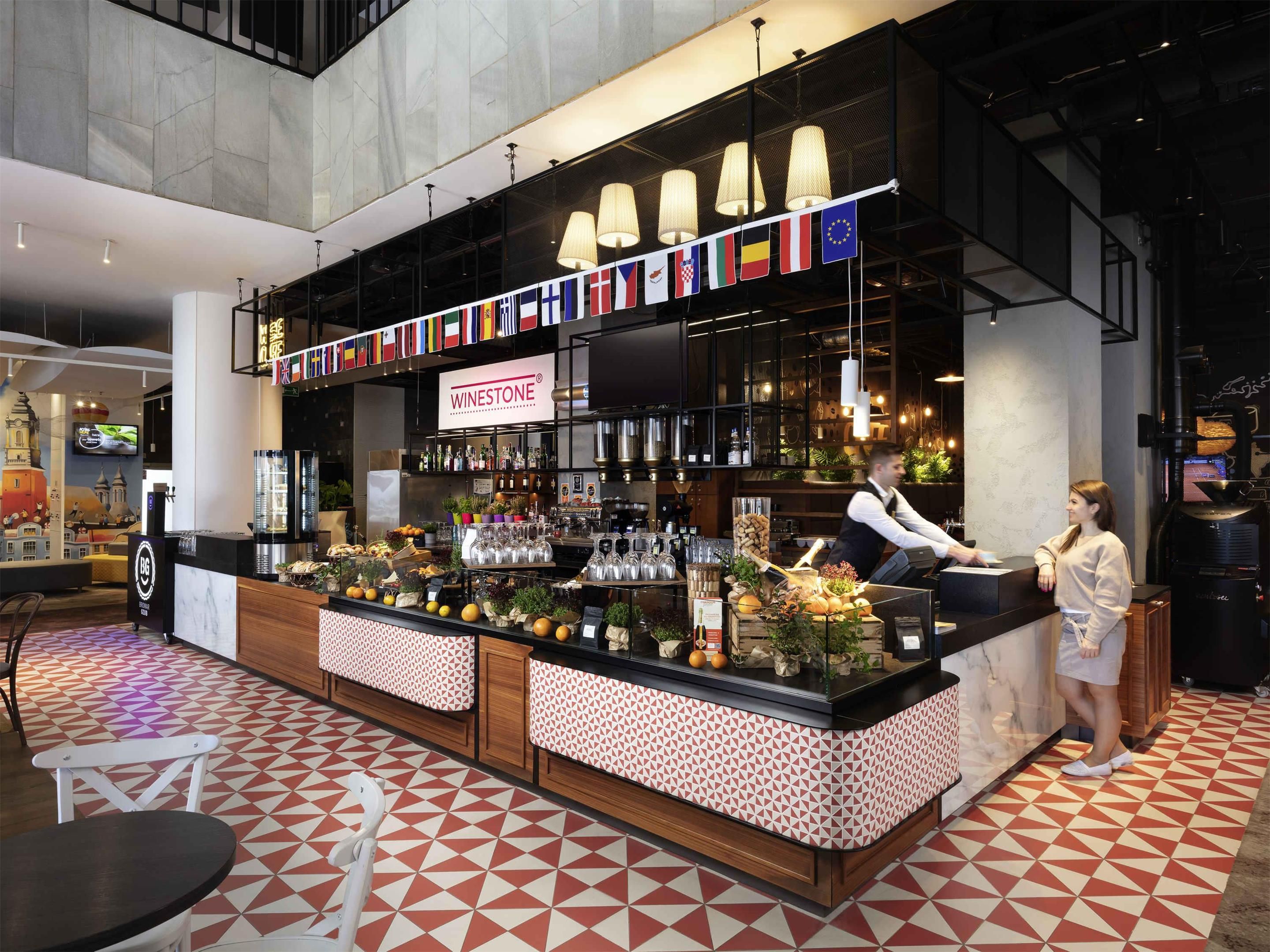 Bar