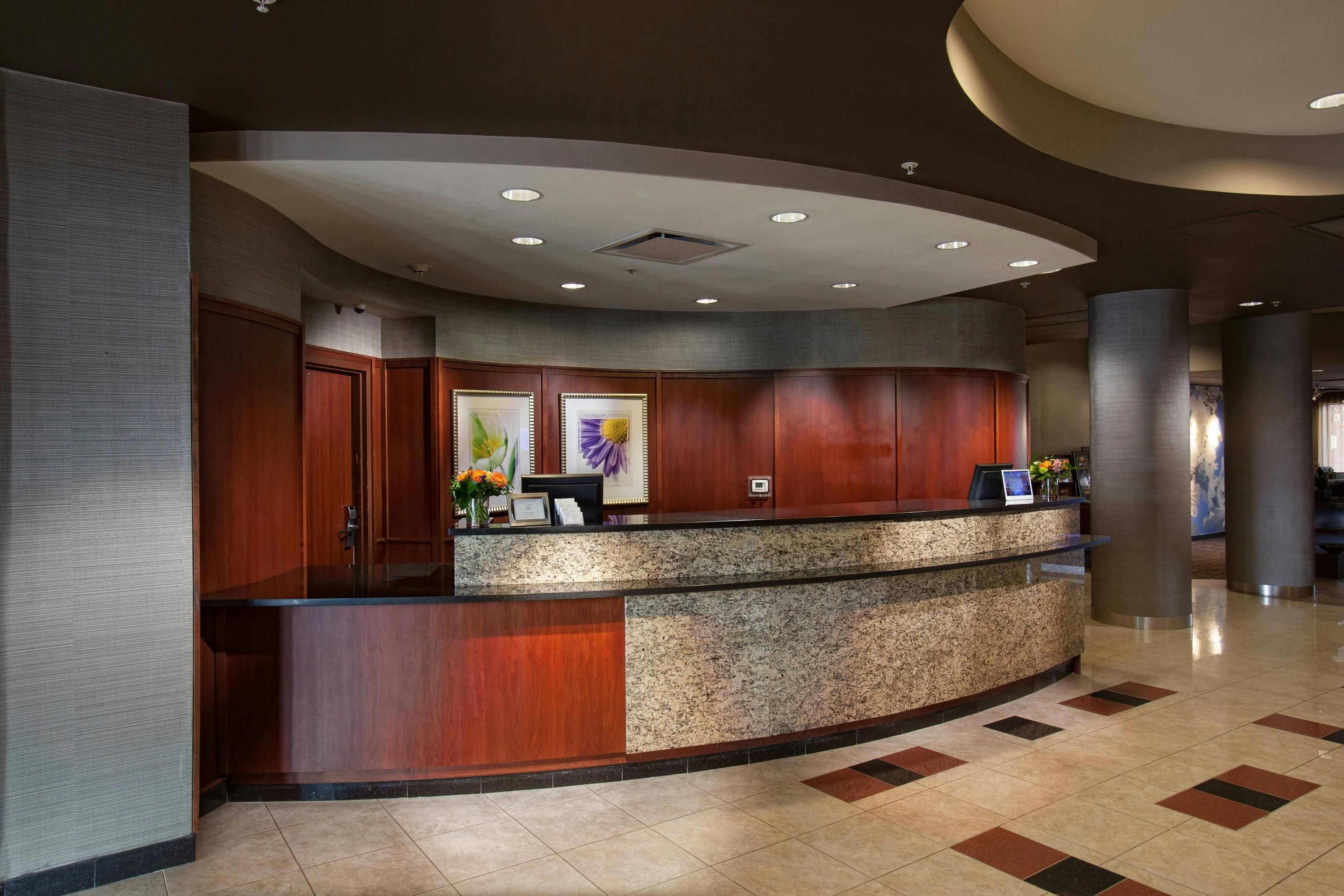 Front desk Photo