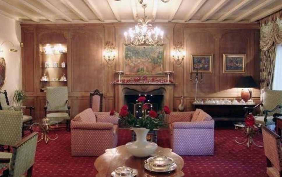 Lounge Photo
