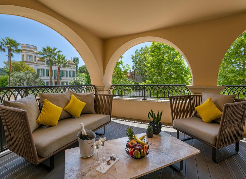 Balcony Photo