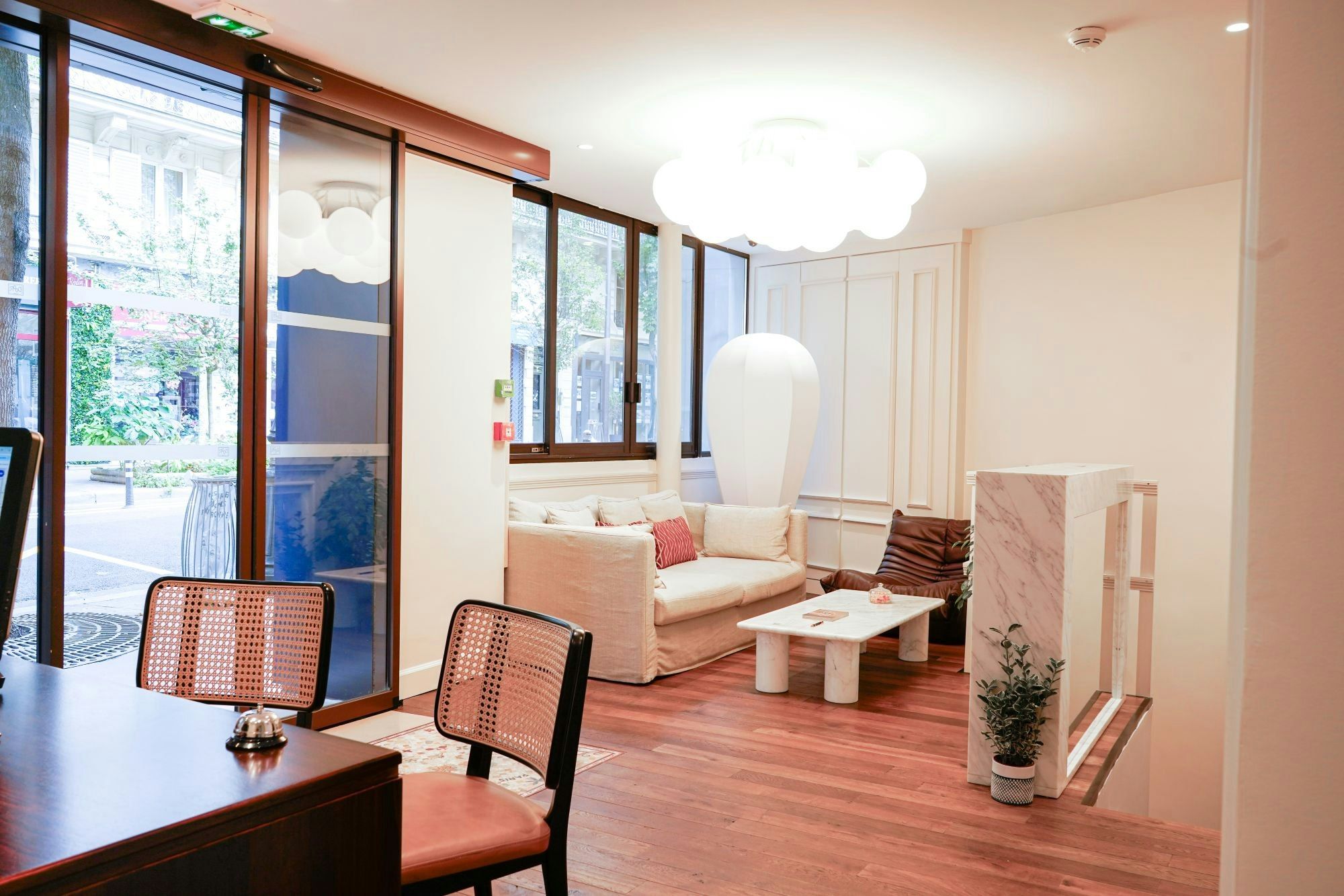 Lounge Photo