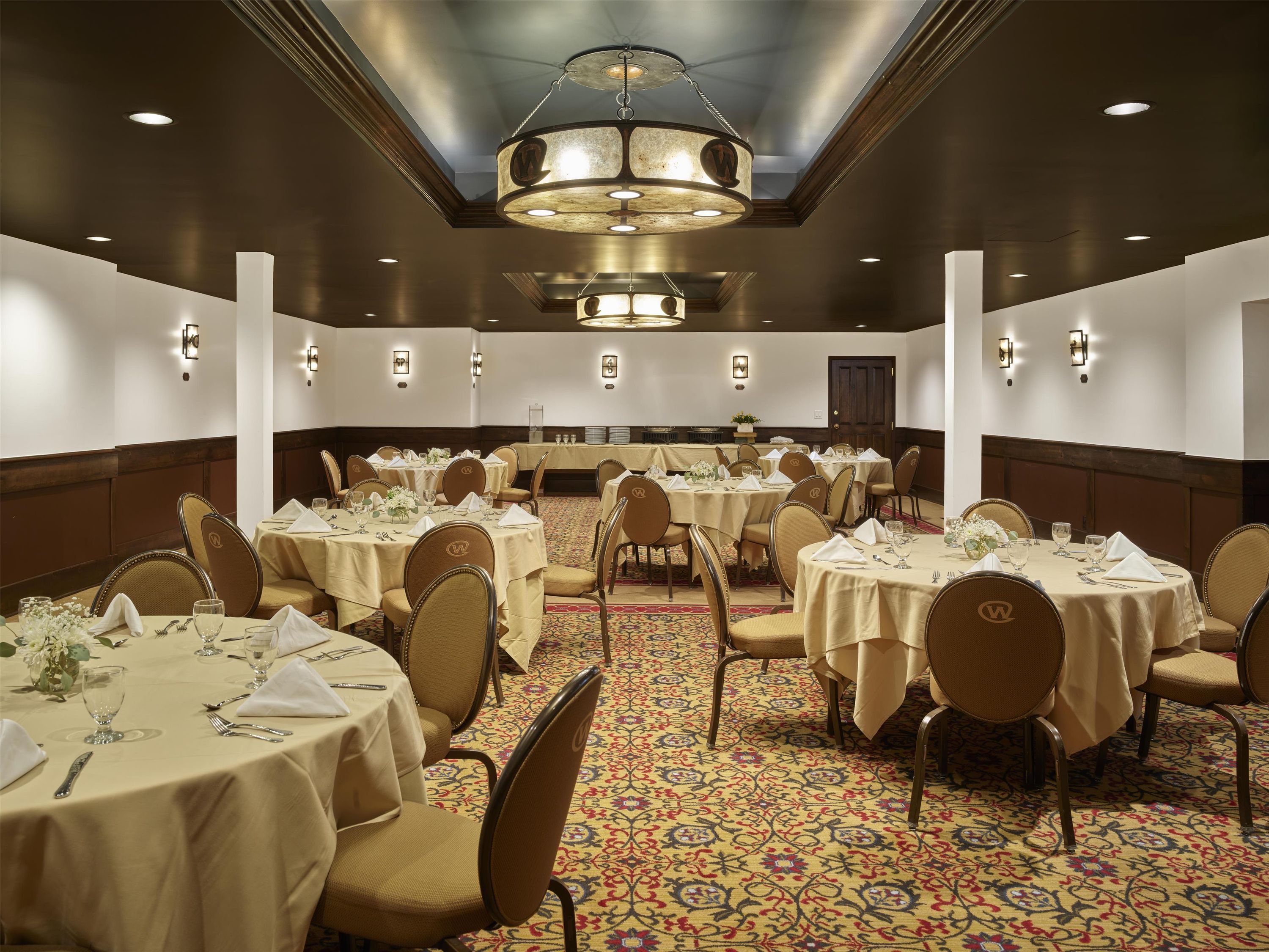 Banquet hall