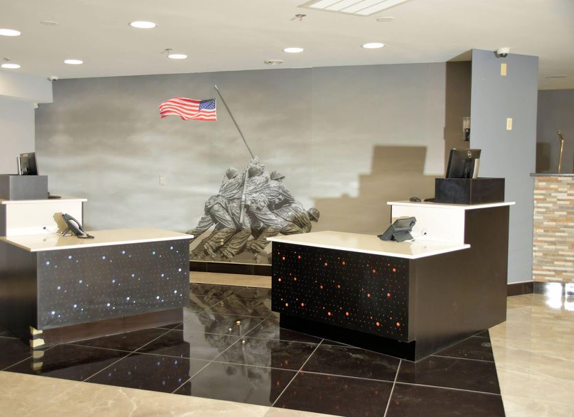 Front desk Photo