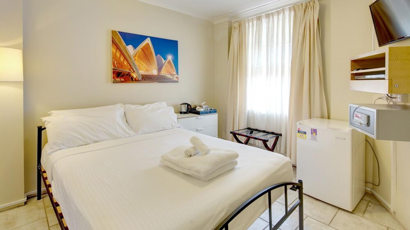 Neutral Bay Lodge