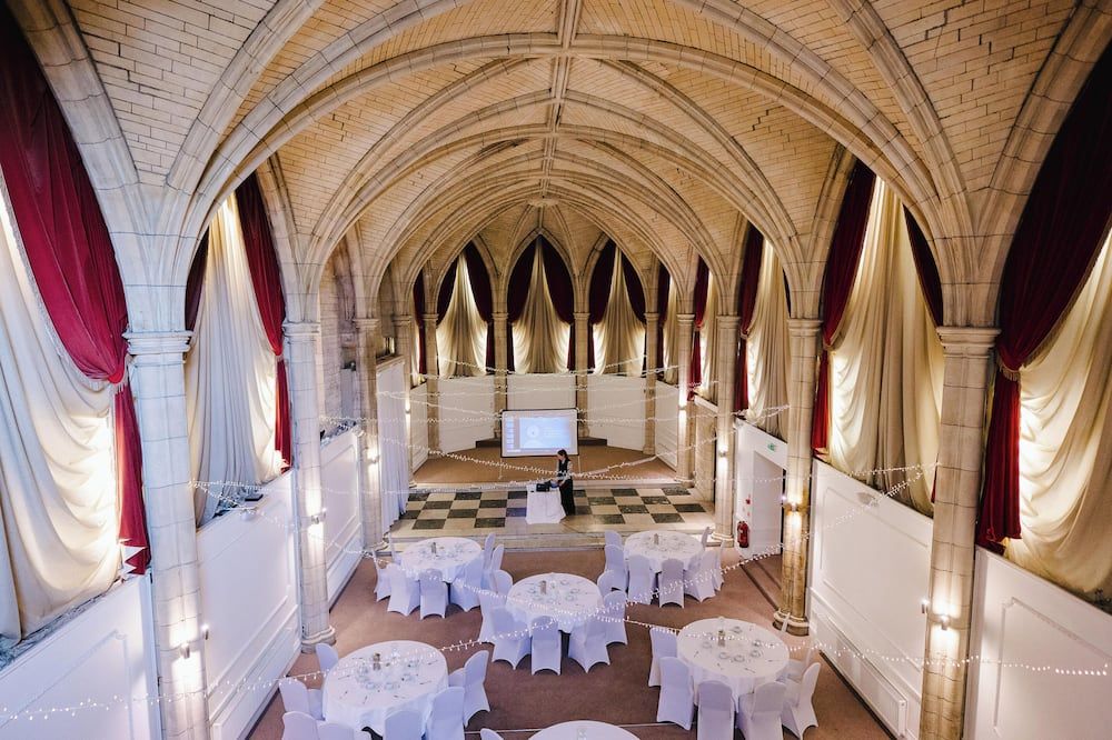 Banquet hall