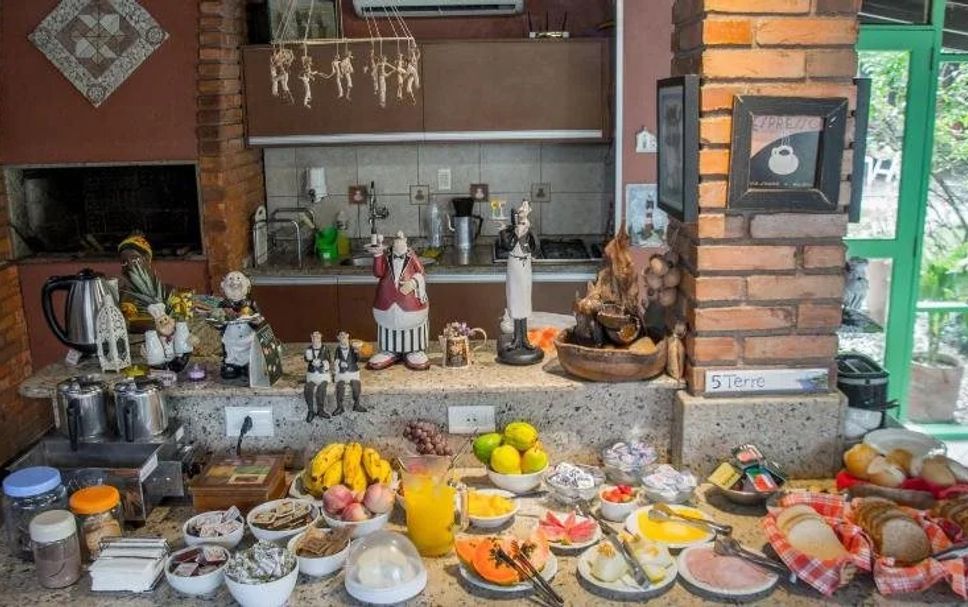 Buffet Photo