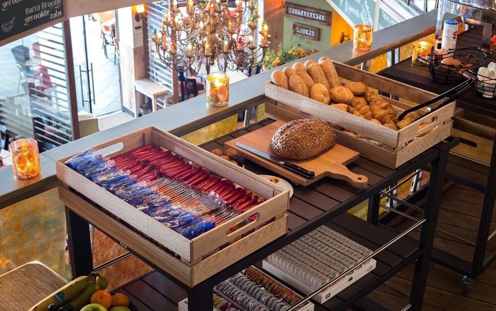 Buffet Photo
