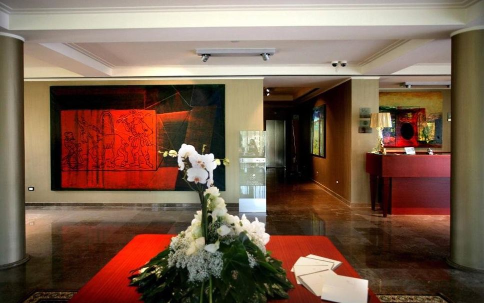 Lobby Photo