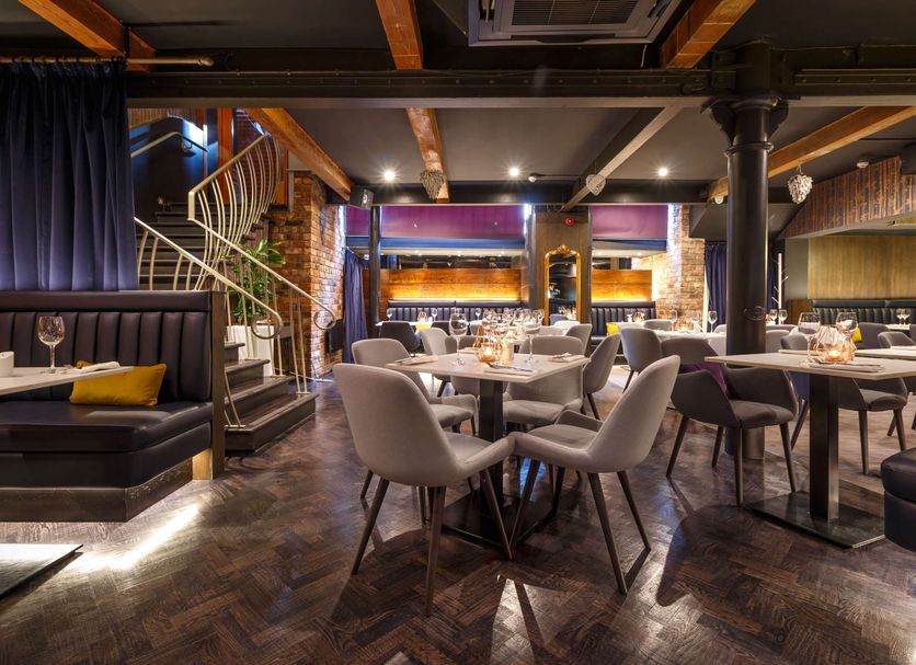 Restaurant Photo