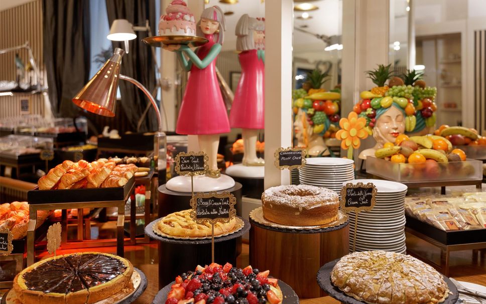 Buffet Photo