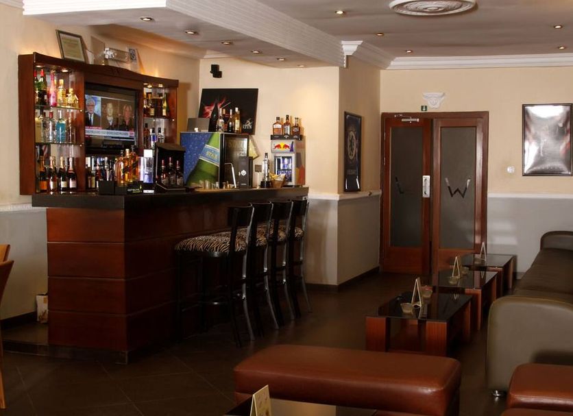 Bar Photo