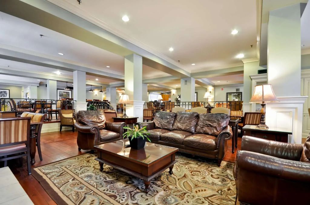Lounge Photo