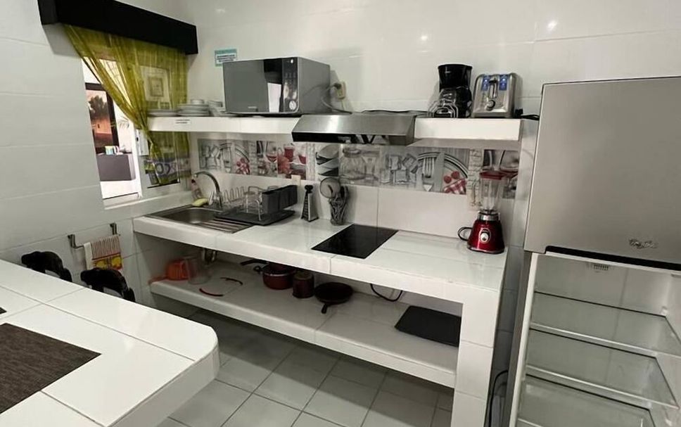 Kitchen Photo