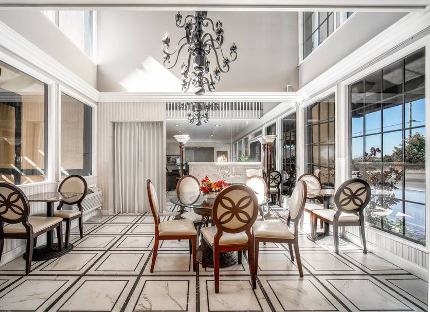 Dining room Photo