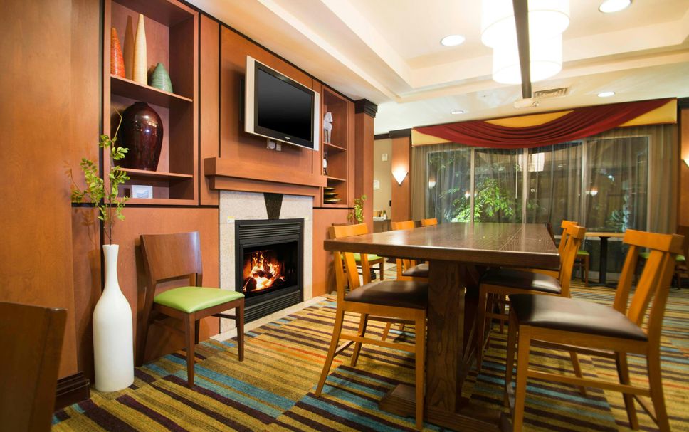 Dining room Photo