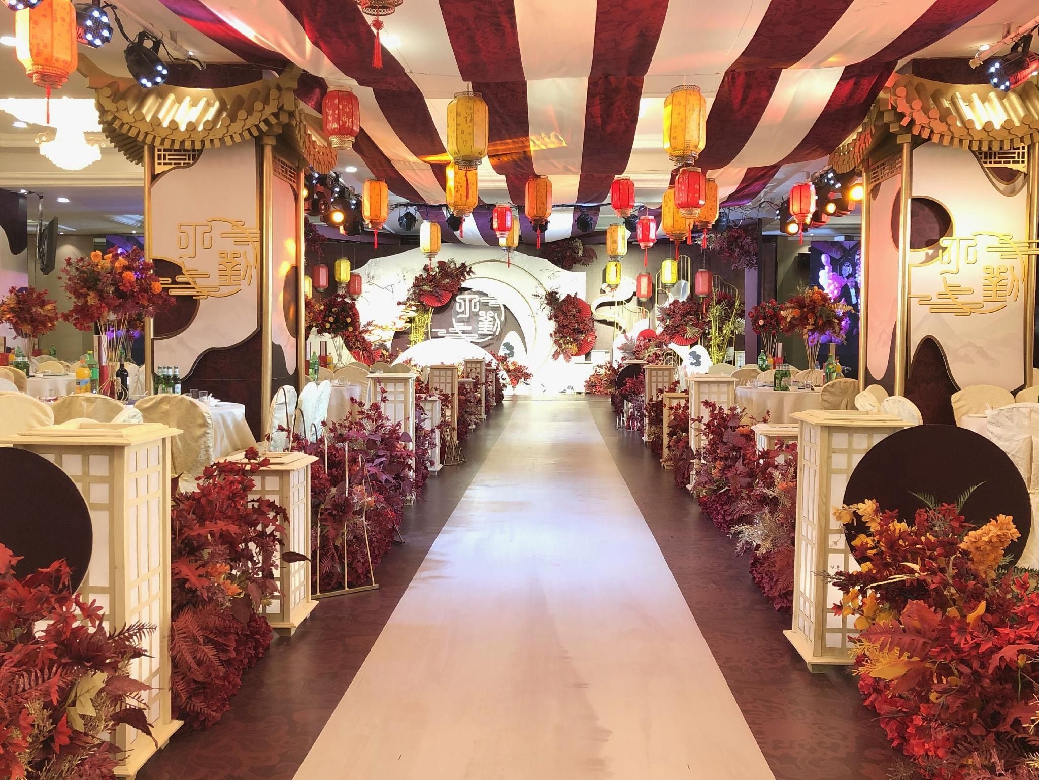 Banquet hall