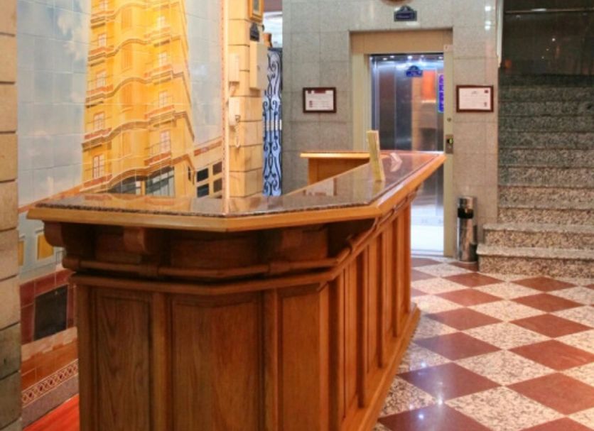 Front desk Photo