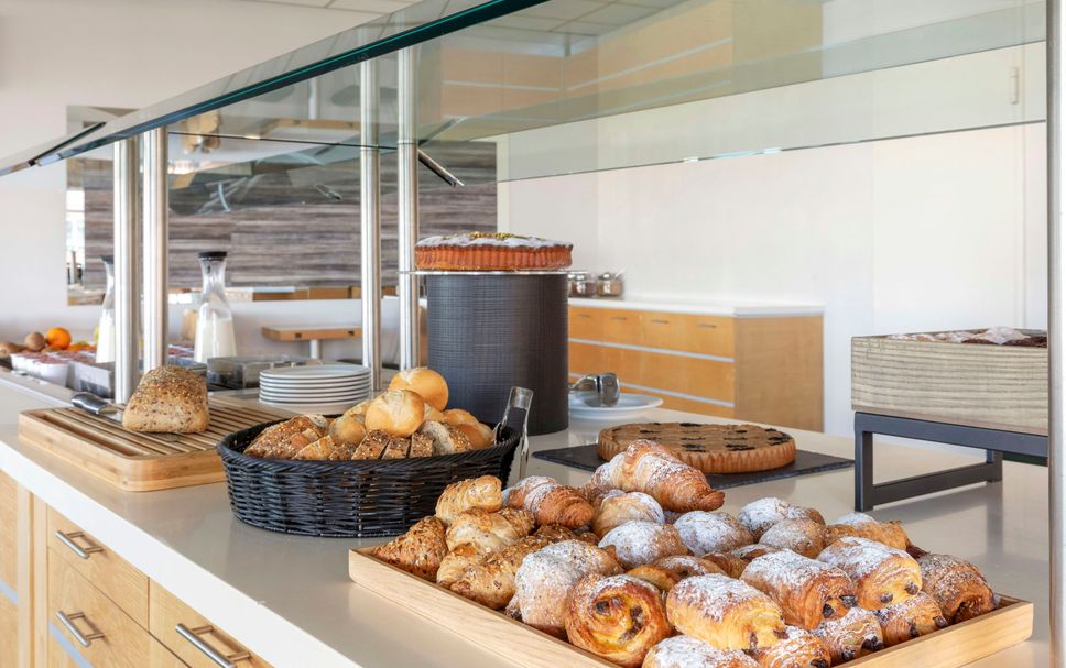 Buffet Photo