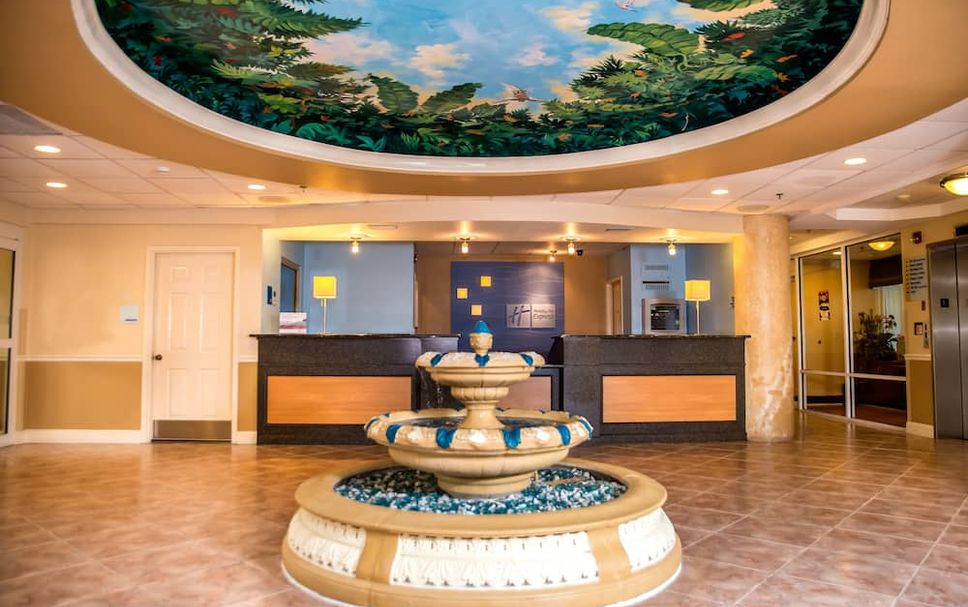 Front desk Photo