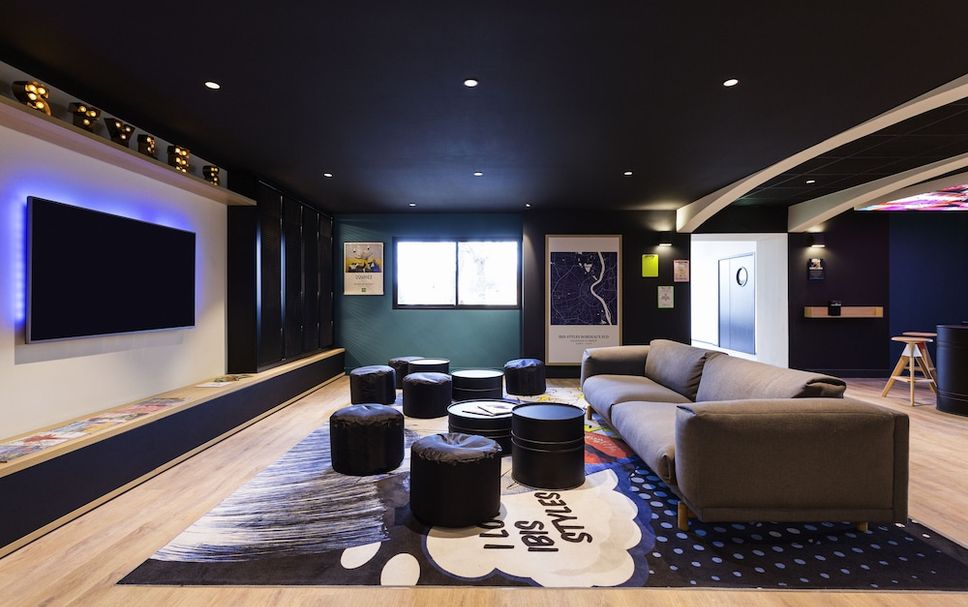Lounge Photo